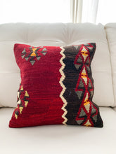 Maroon Kilim Pillowcase - Naqsha